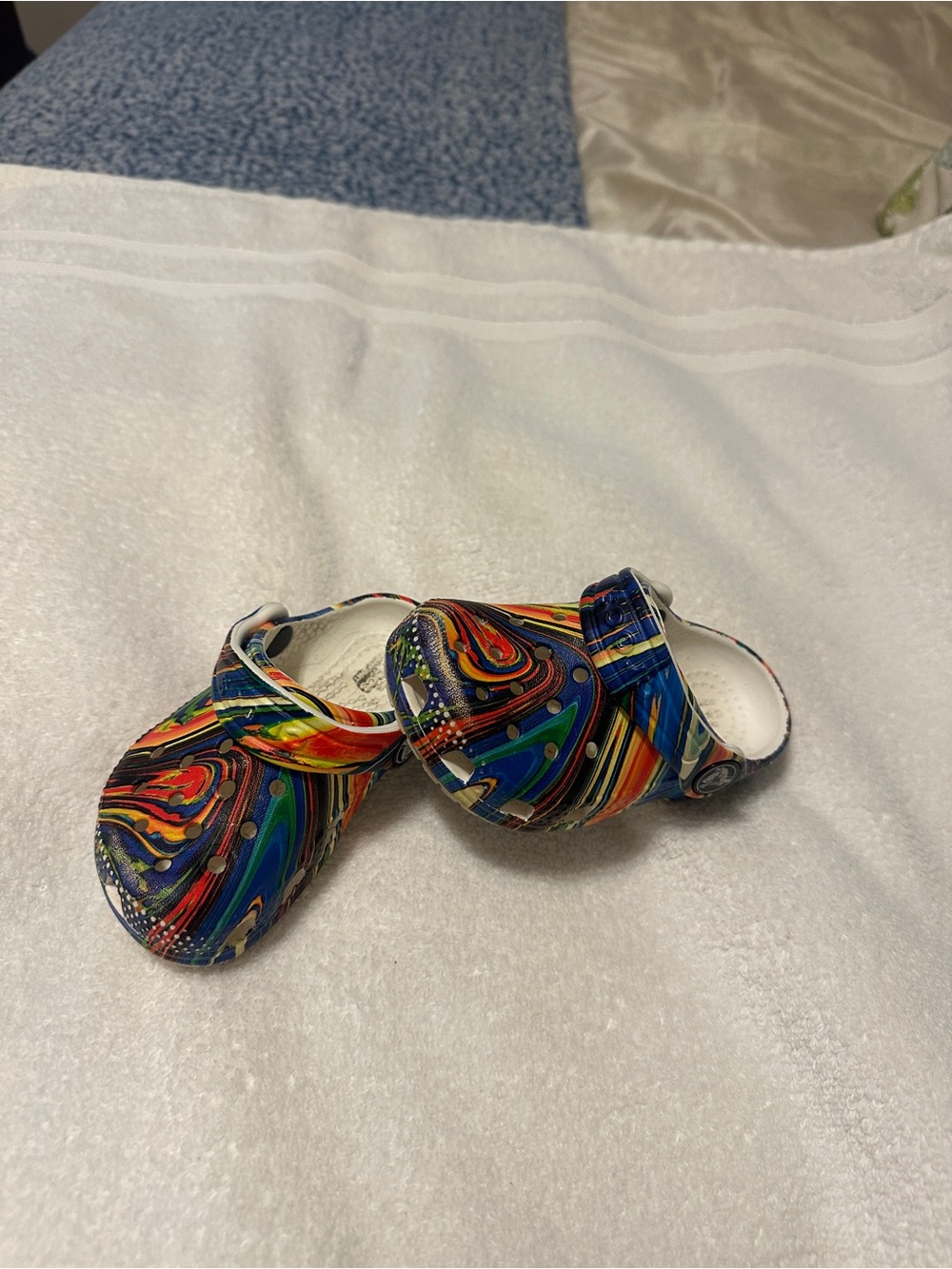 Crocs children's toddler tye dye clogs size C5 excellent